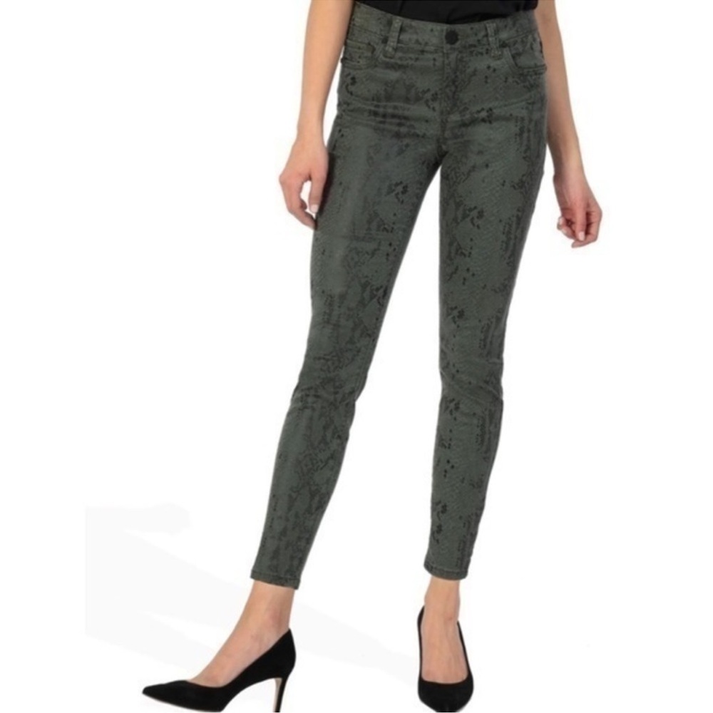NWT Kut from the Kloth Olive Snake Print Jeans Sz 0